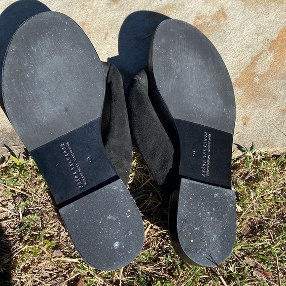 Freda Salvador Cecil slip on sandals flip flop thong style soft cushioned tops 6 - Picture 8 of 9